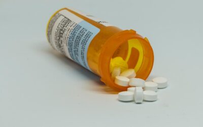 Percocet Guide: Uses, Risks, Benefits & Safety Tips